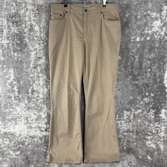 LL Bean Plus Size 18 Classic Fit Straight Chino Pants Beige Button Zip Pocket - Picture 1 of 12